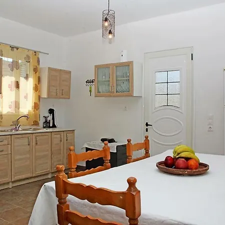 Escape On The Beach! Holiday home